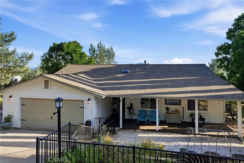 17432 Greenridge