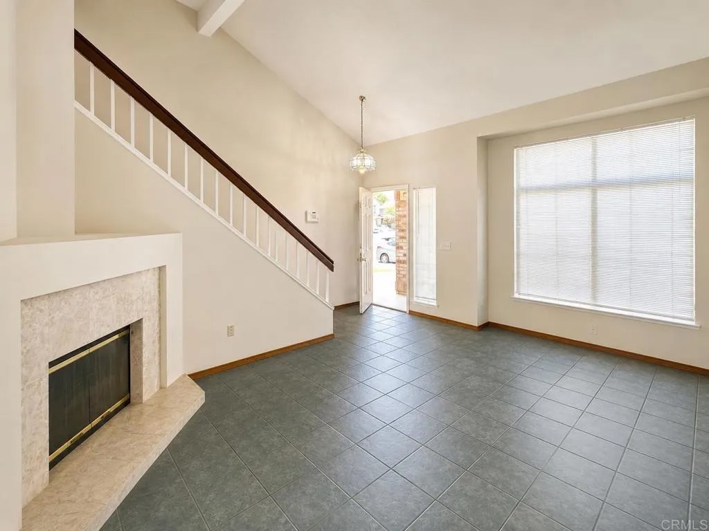 1880 Paradise Valley Court