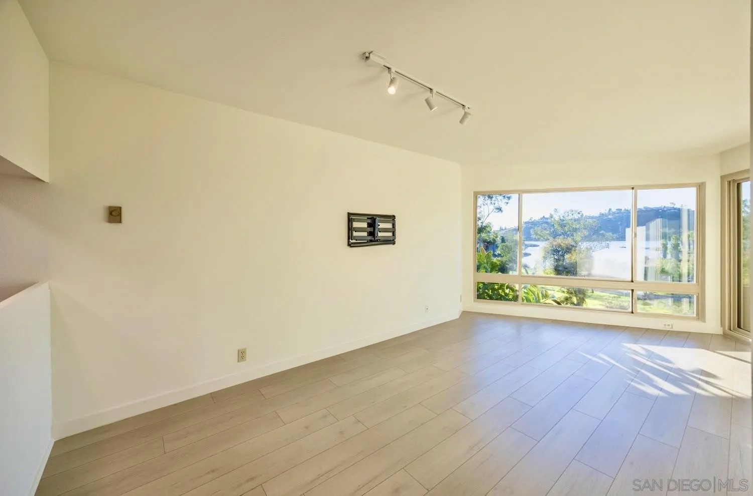 5704 BALTIMORE DRIVE 304