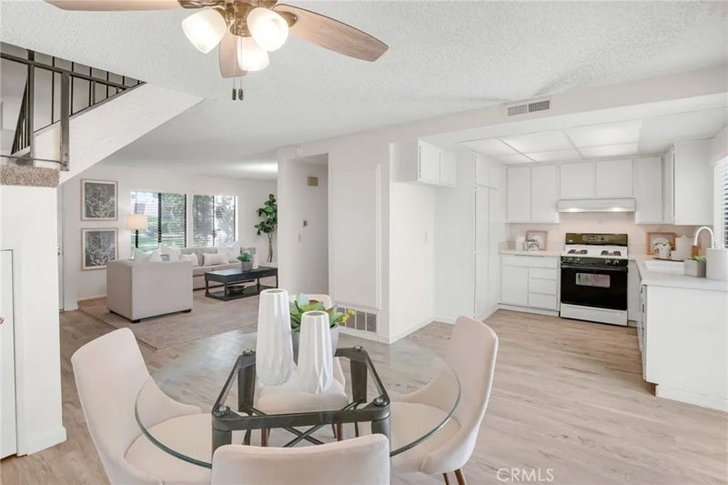 2155 W Banbury Circle