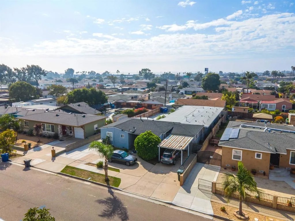 678 Jefferson Avenue