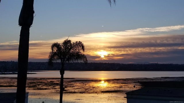 3991 Crown Point Dr 112 #112, San Diego