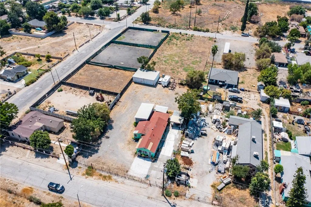 608 E Santa Fe