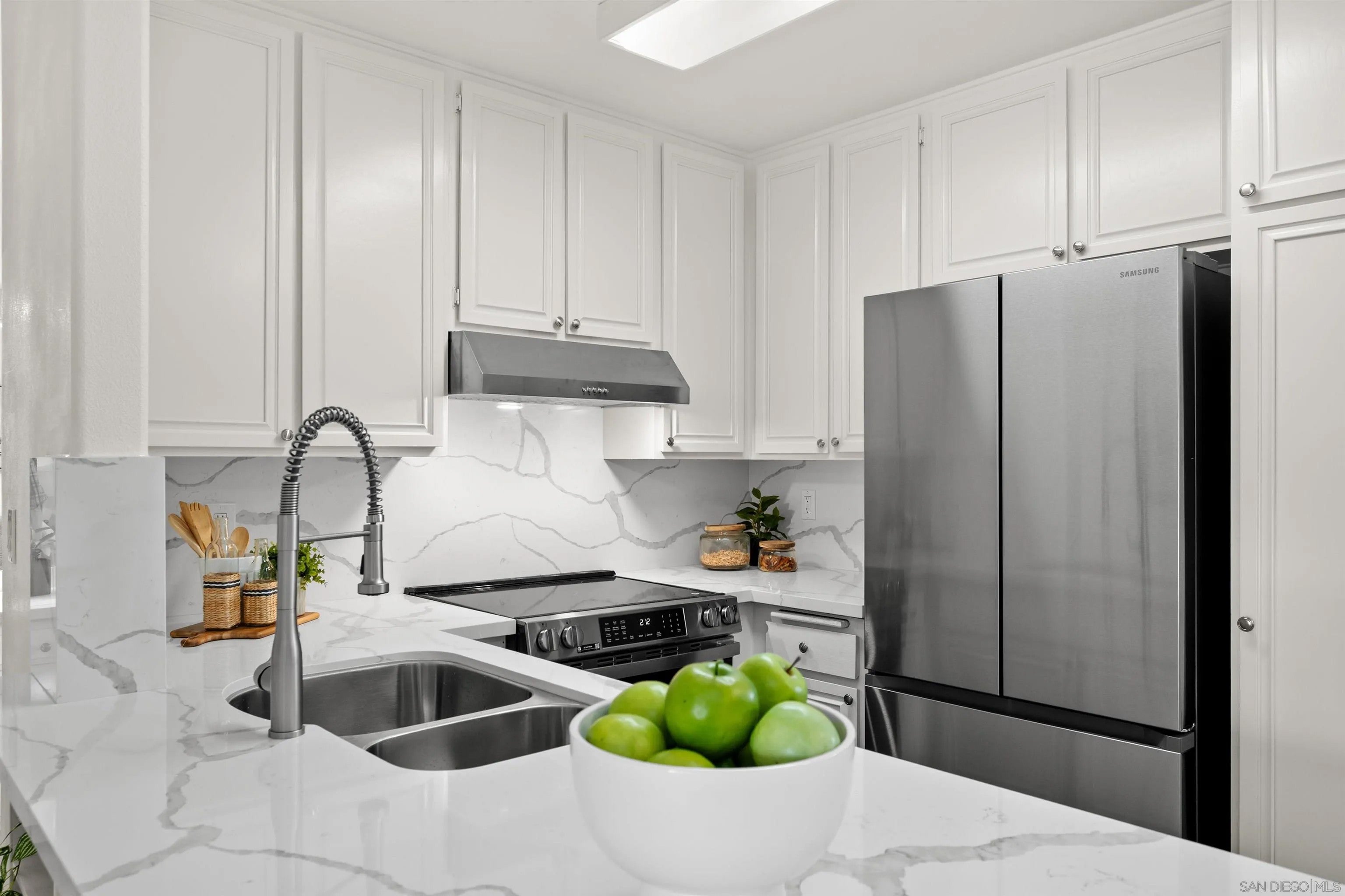 2605 Pico Pl 215