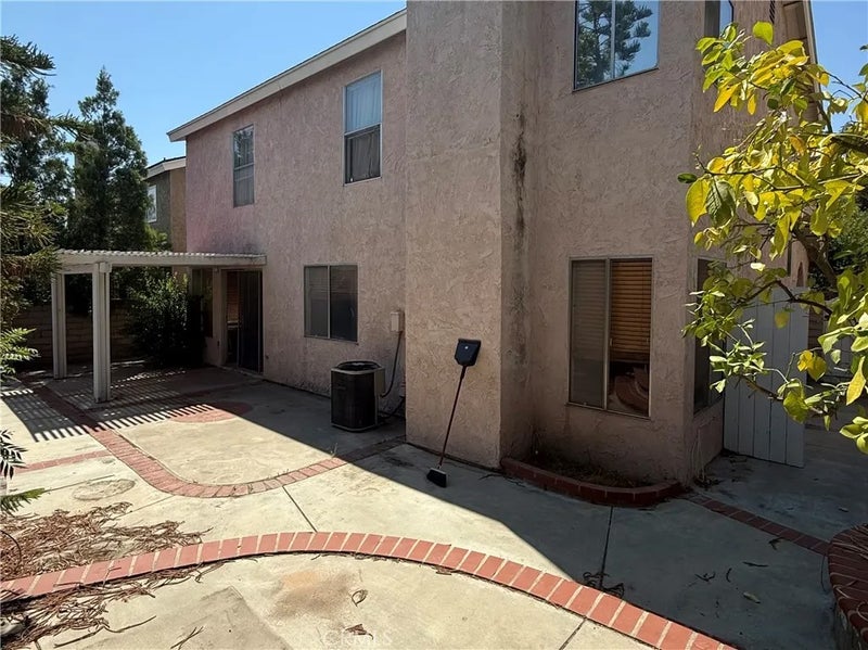27544 Lovage Court
