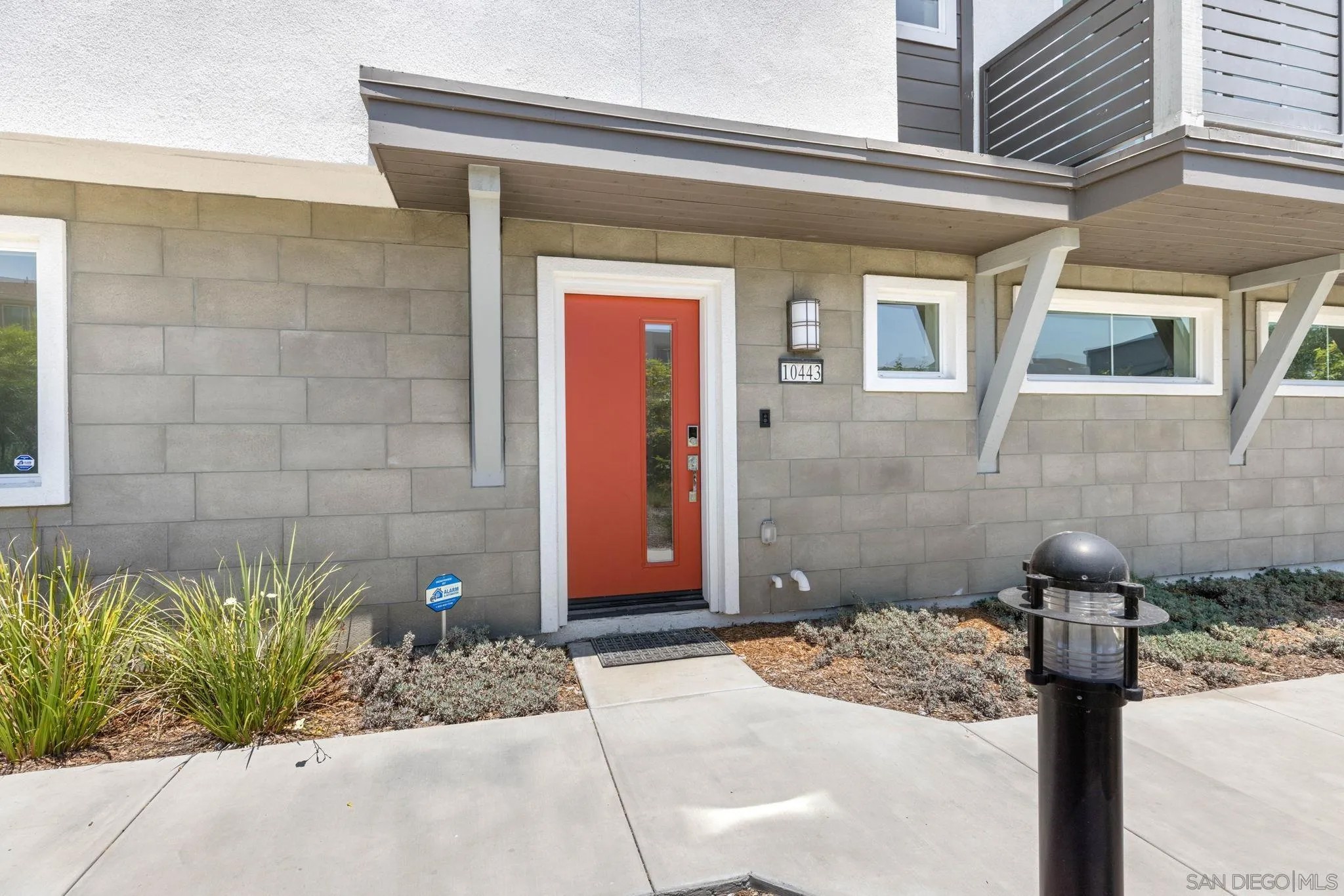 10443 Newbliss Way