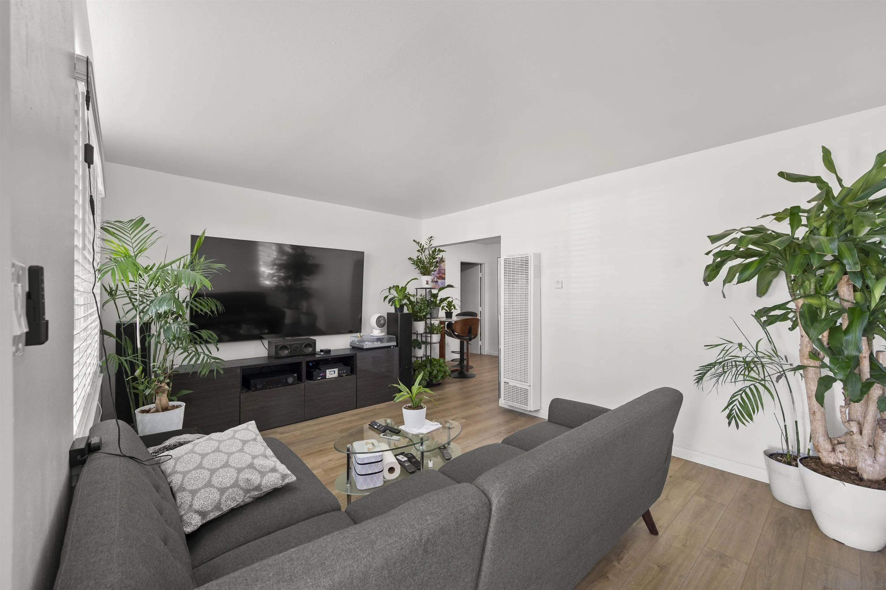 4770-72 Jutland Dr.