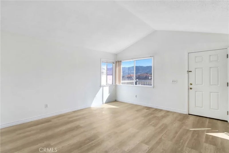 713 Walnut Drive 17