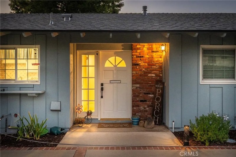 5321 Broken Hill Court