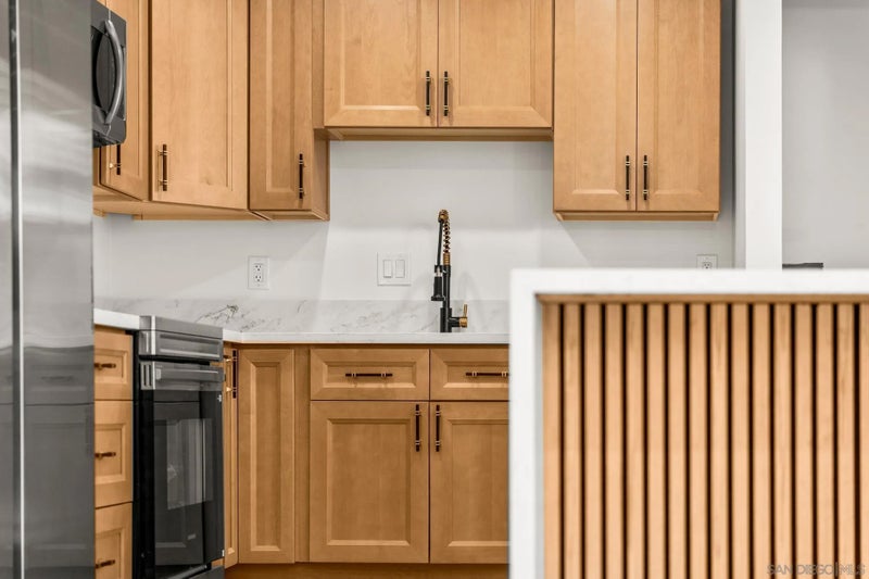 1328 Iris Ave Unit 5