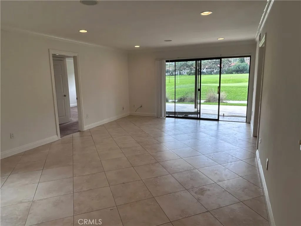 31601 E Nine Drive 59F