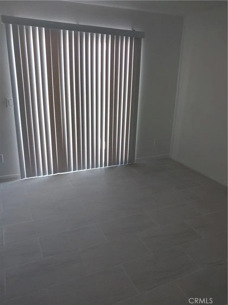 27160 Vista 37