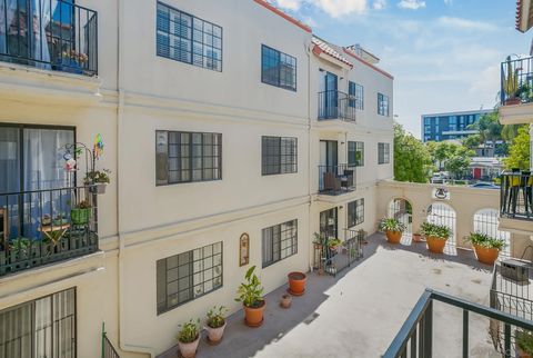 Tiny photo for 4205 Ohio St #204, San Diego, CA 92104 (MLS # 250041983)