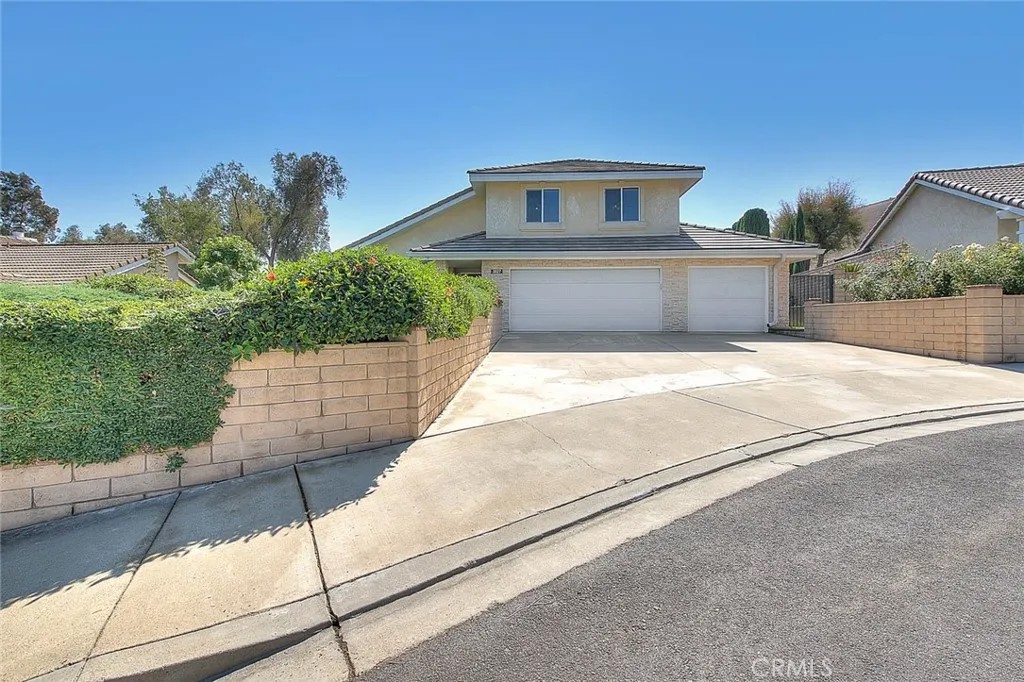 3027 Spyglass