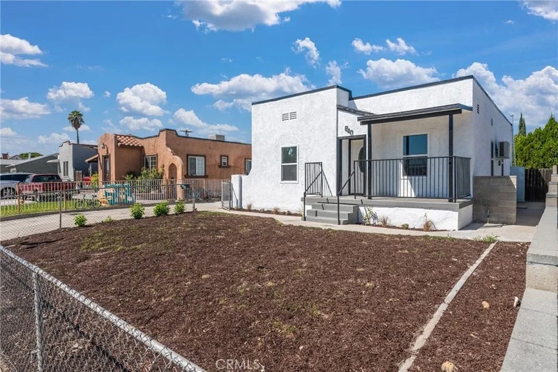 840 Valley View Drive
