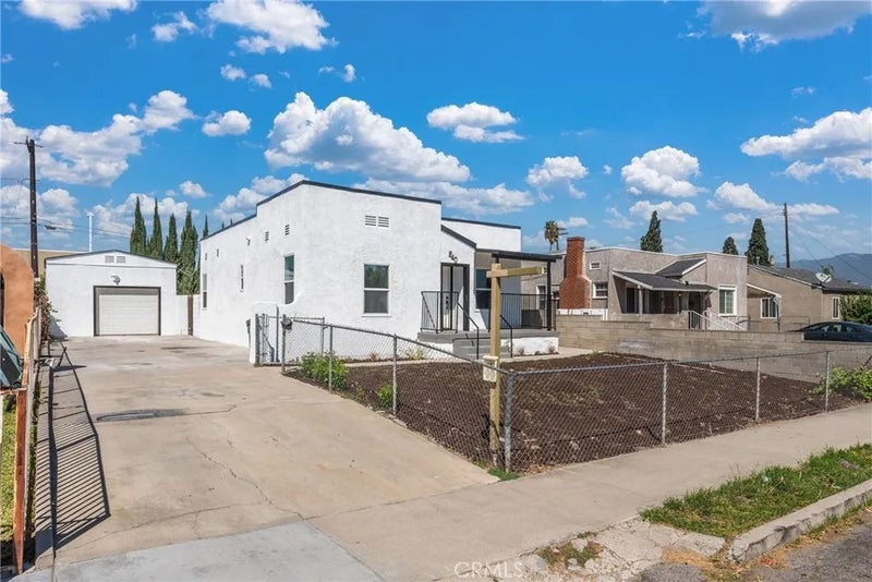 840 Valley View Drive