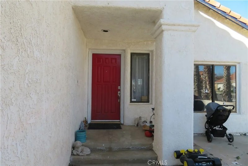 435 Questa Court