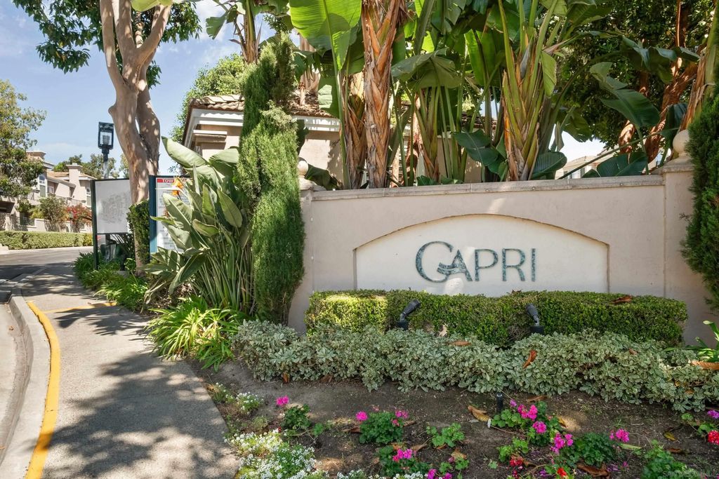 Photo of 7275 Calabria Court #70, San Diego, CA 92122 (MLS # 260010767)