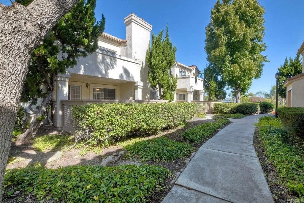 Photo of 750 Breeze Hill Road #121, Vista, CA 92081 (MLS # NDP2609120)