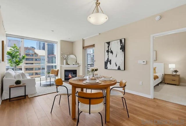 300 W Beech St 1101 #1101, San Diego