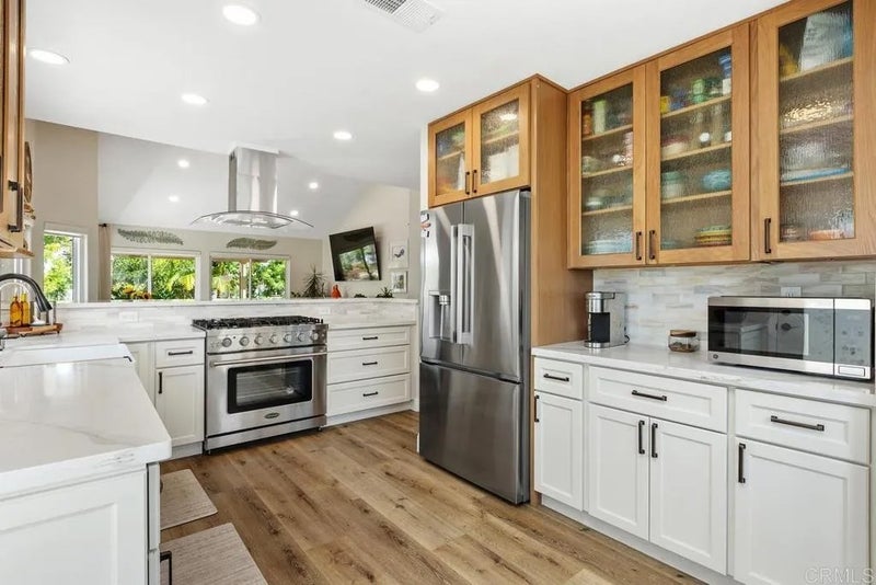 4722 Collinos Way