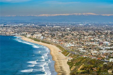 Tiny photo for 522 Avenue F, Redondo Beach, CA 90277 (MLS # PV25246697)