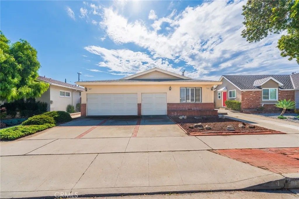Photo of 522 Avenue F, Redondo Beach, CA 90277 (MLS # PV25246697)
