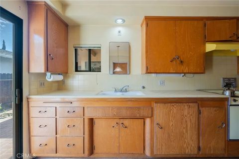 Tiny photo for 522 Avenue F, Redondo Beach, CA 90277 (MLS # PV25246697)