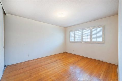 Tiny photo for 522 Avenue F, Redondo Beach, CA 90277 (MLS # PV25246697)