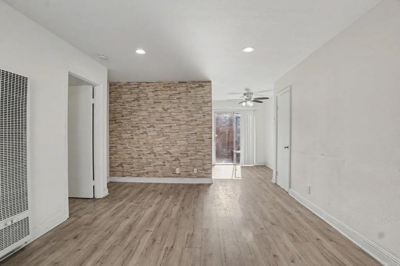 9733 Winter Gardens Boulevard 42