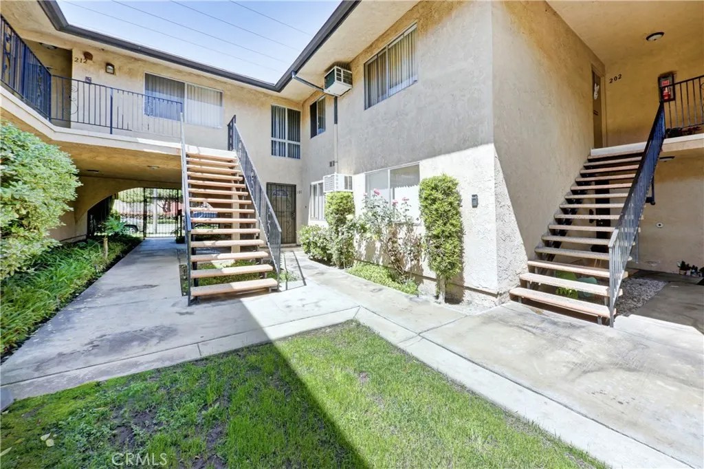 12024 Bellflower Boulevard