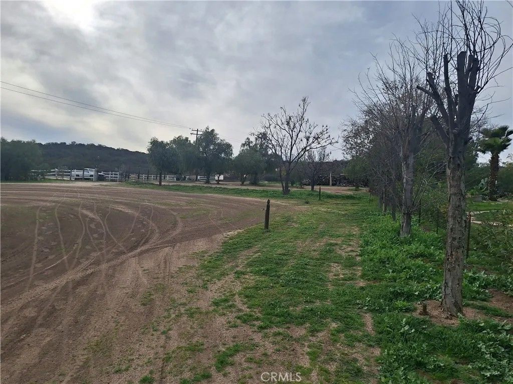 Photo of 40752 El Pequito Rd, Hemet, CA 92544 (MLS # SW26016443)