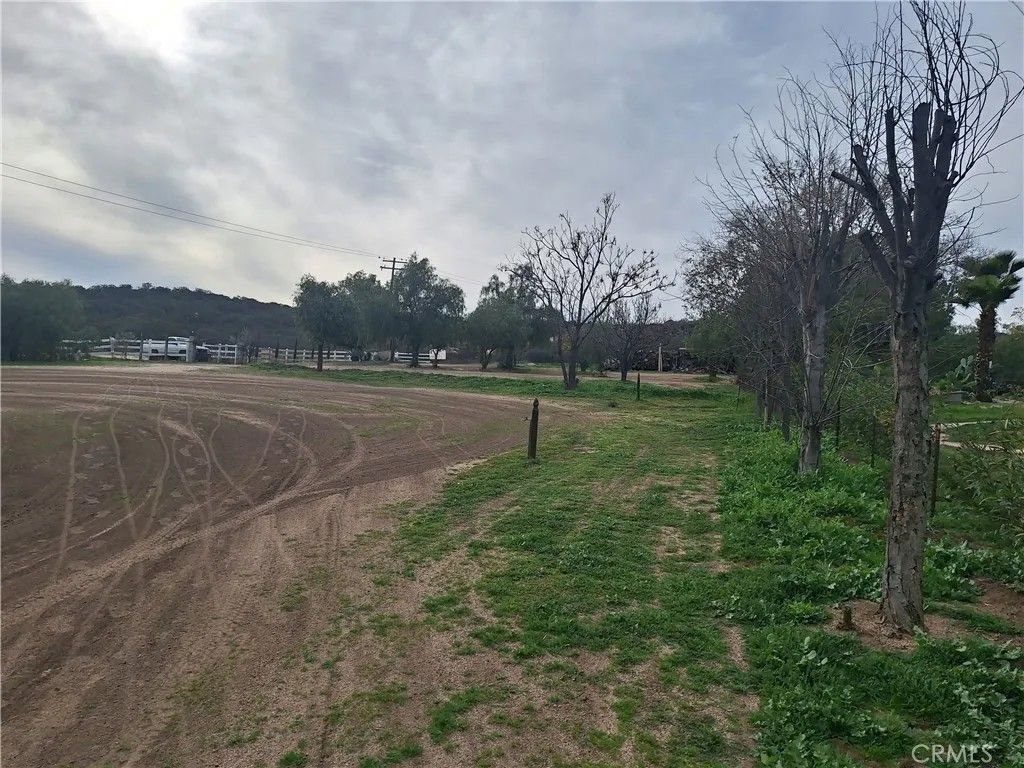 Photo of 40752 El Pequito Rd, Hemet, CA 92544 (MLS # SW26016443)