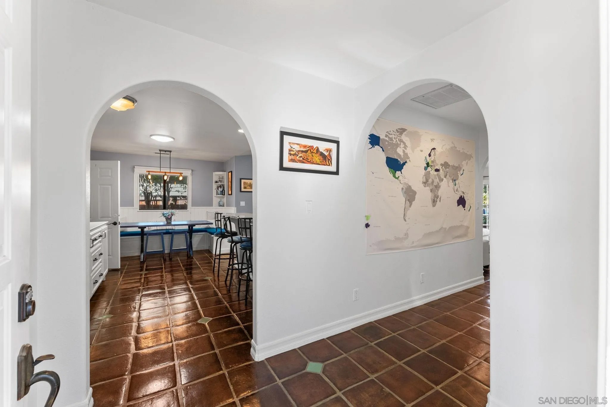 2718 Havasupai Ave