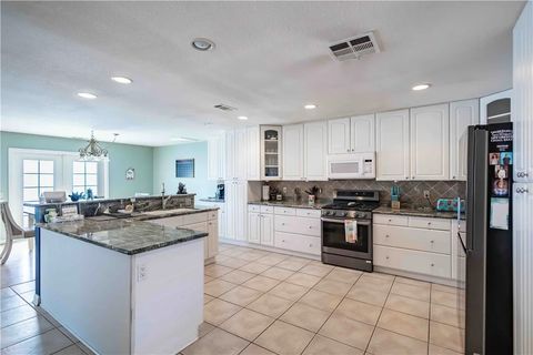 Tiny photo for 16605 Ottawa St, Victorville, CA 92395 (MLS # PW26063366)