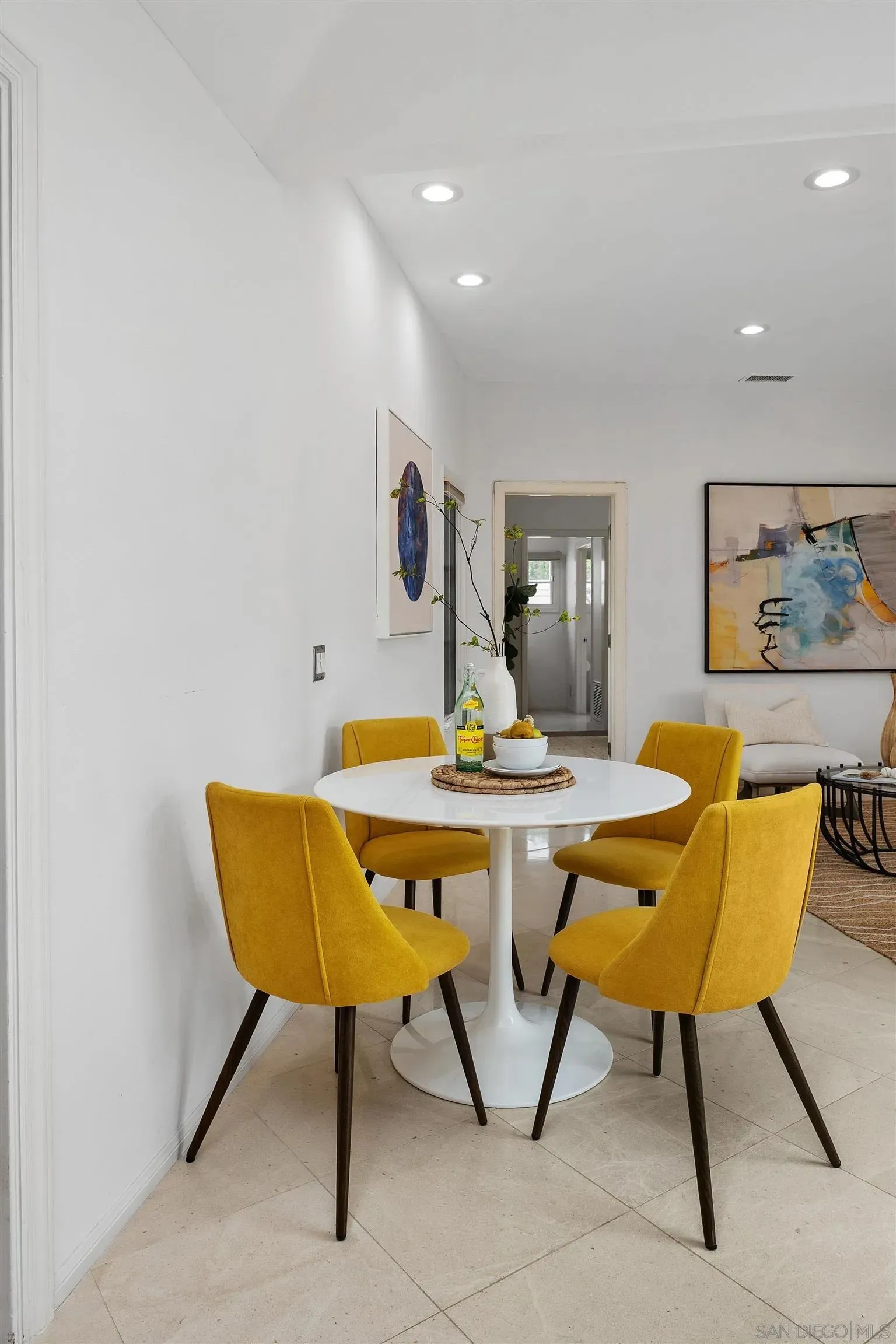 La Jolla, California 92037, United States, 3 Bedrooms Bedrooms, ,4 BathroomsBathrooms,Residential,Active,192191