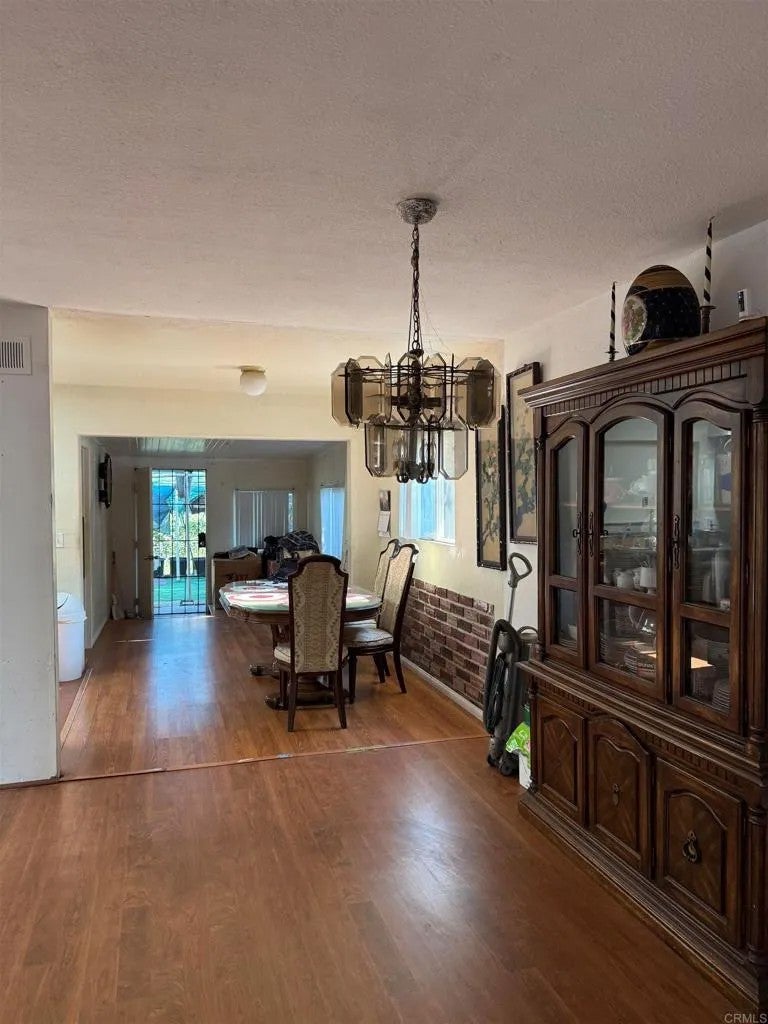 3873 Marcwade Court