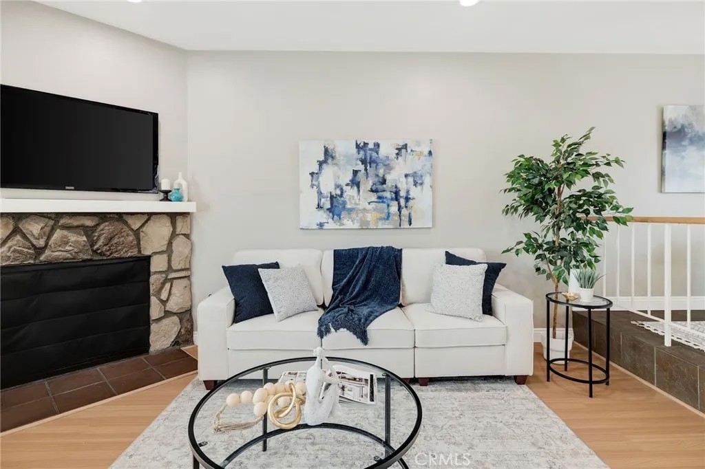 2703 Rockefeller 1