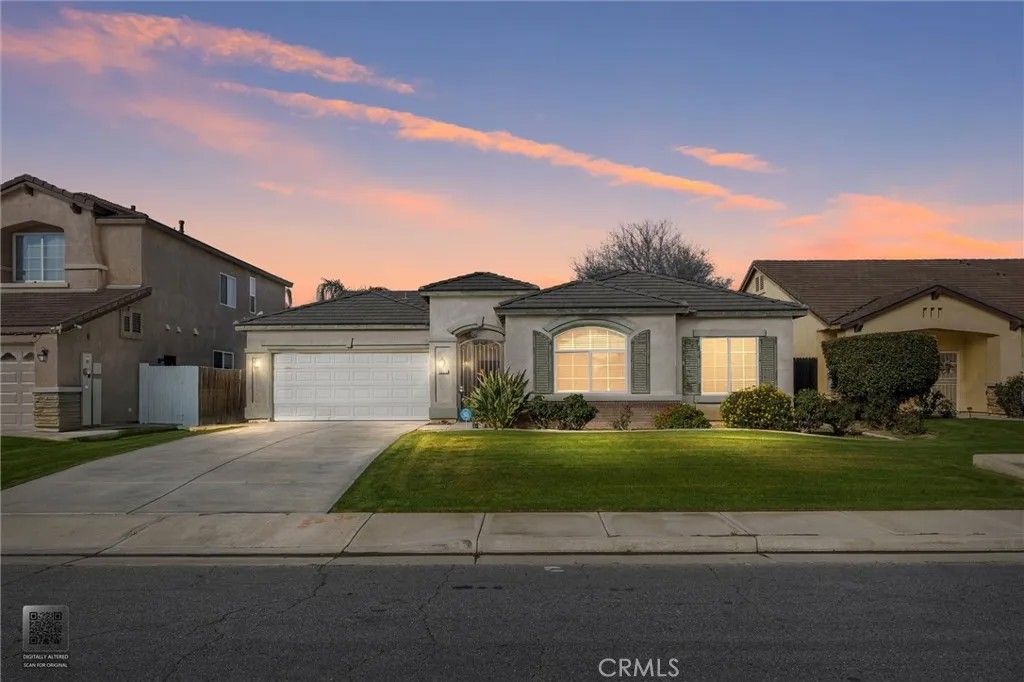 Photo of 5023 Villa Bella Ln, Bakersfield, CA 93311 (MLS # NS26011376)