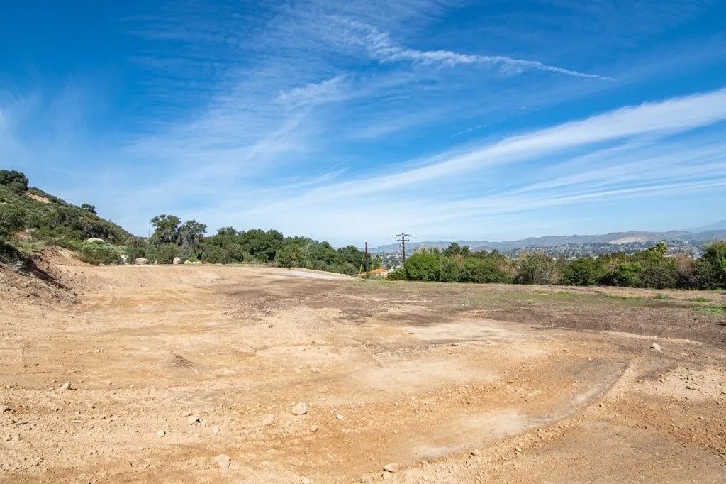 Photo of 30 Lakeview, Lake Elsinore, CA 92530 (MLS # SW26087555)