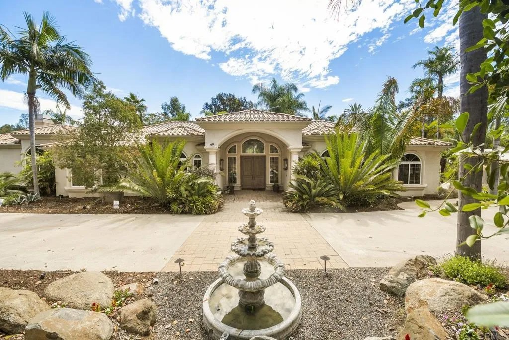 15615 Boulder Ridge Lane