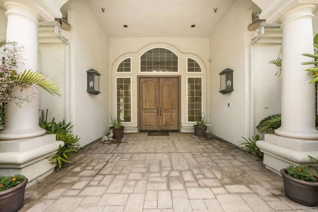 15615 Boulder Ridge Lane