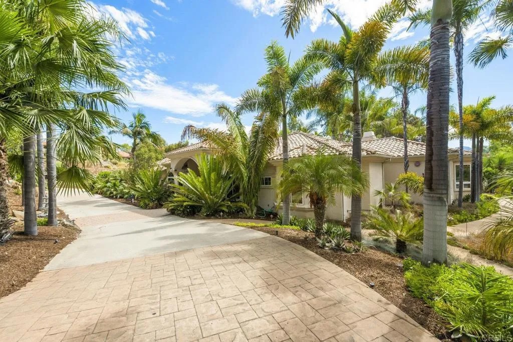 15615 Boulder Ridge Lane