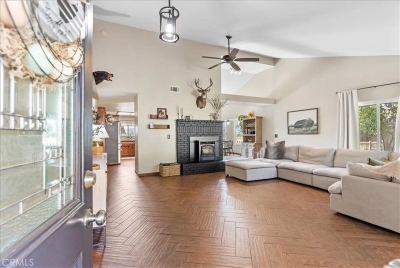 17741 Churchill
