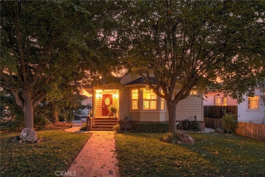 1935 Vine Street