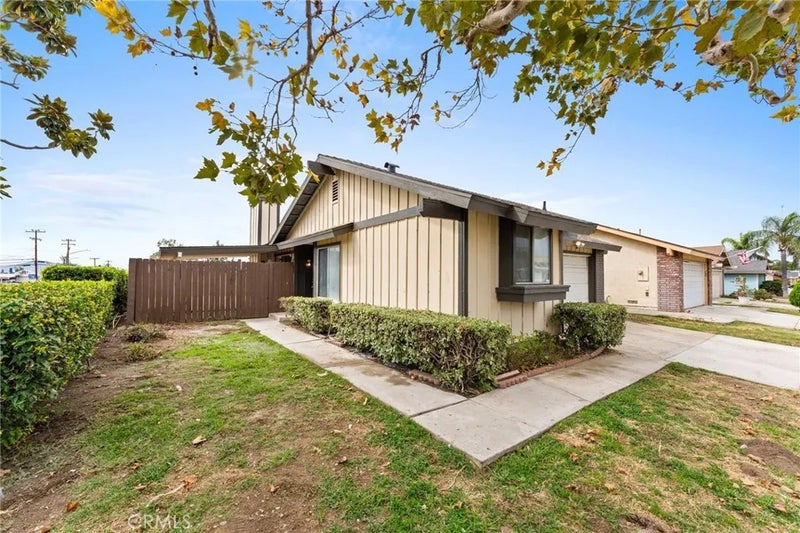 15797 Paine