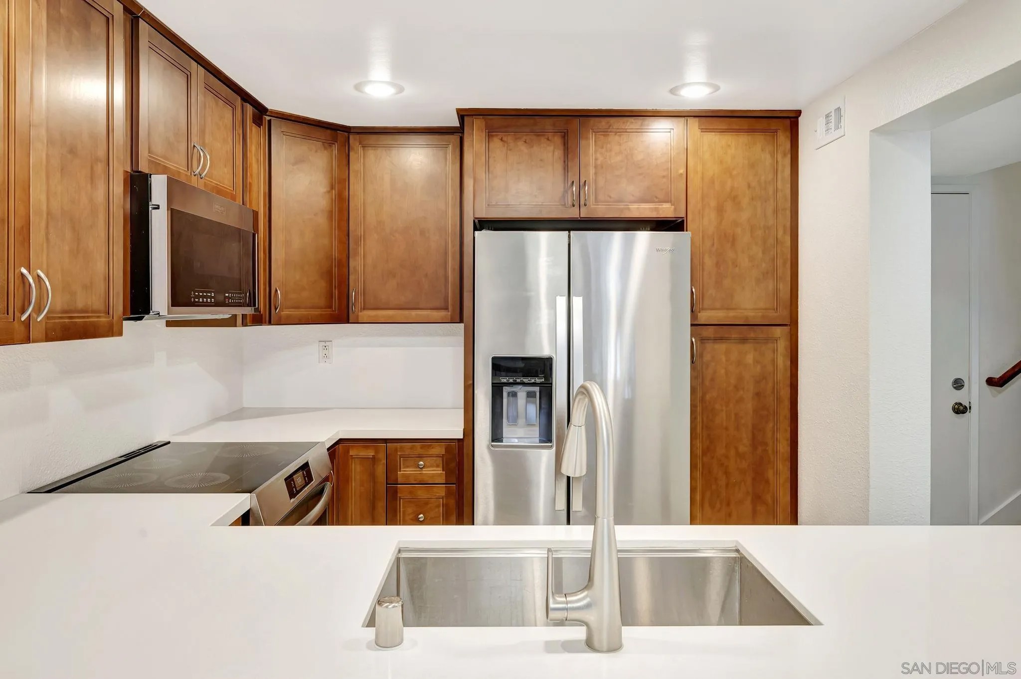 3047 Old Bridgeport Way