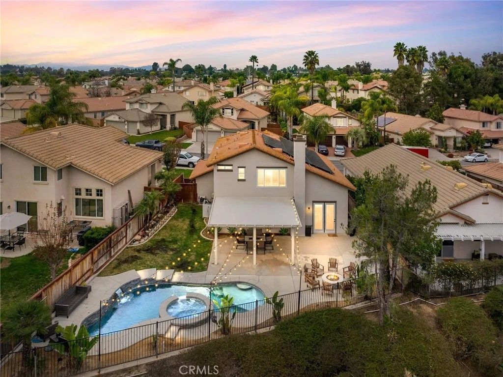 Photo of 31077 Bunker Dr, Temecula, CA 92591 (MLS # SW26021130)