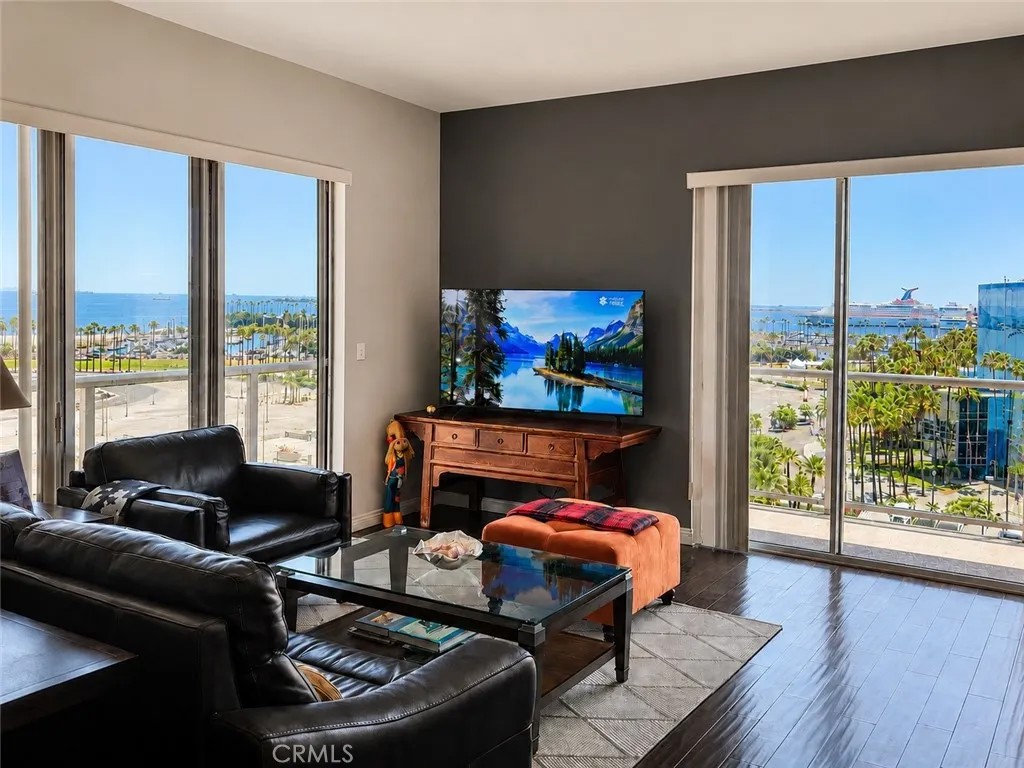 388 E Ocean Boulevard 803