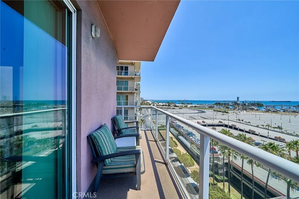 388 E Ocean Boulevard 803